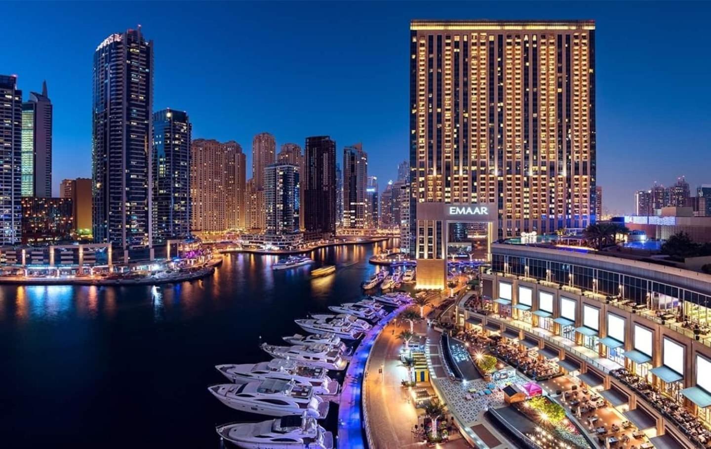 Cosmos Living Jw Marina