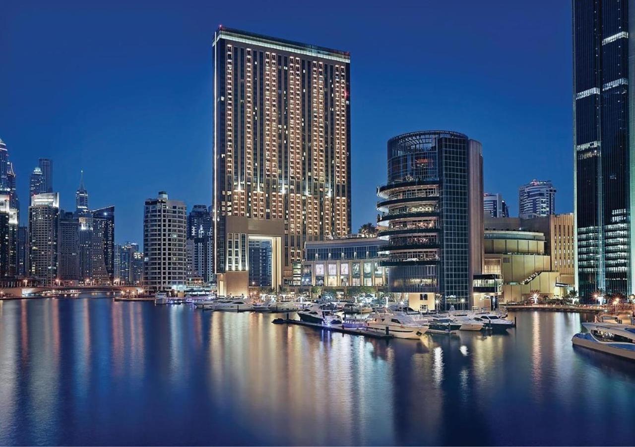 Cosmos Living Jw Marina Apartment